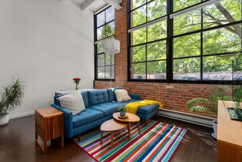 115-1 Aberdeen Way, Cambridge, MA, 02138-4659 | Card Image