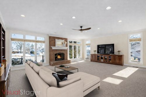 271 Woodstock Ave, Clarendon Hills, IL, 60514-2823 | Card Image