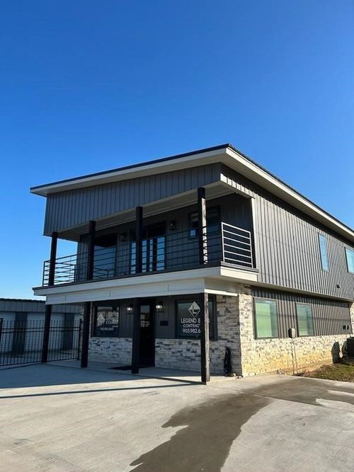 3979 Us Highway 82 E, Reno, TX, 75462-5209 | Card Image