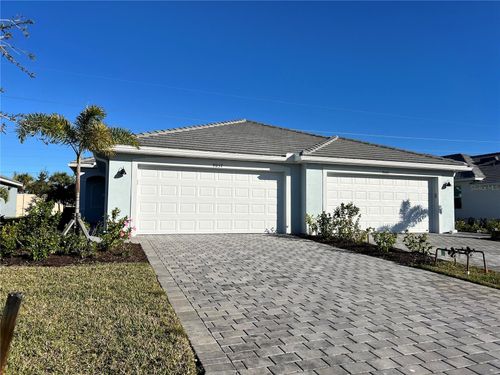8057 Shore Lake Dr, ENGLEWOOD, FL, 34224-9317 | Card Image