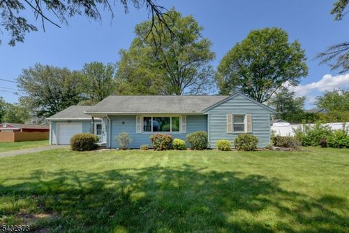 68 Comly Rd, Lincoln Park, NJ, 07035-1243 | Card Image