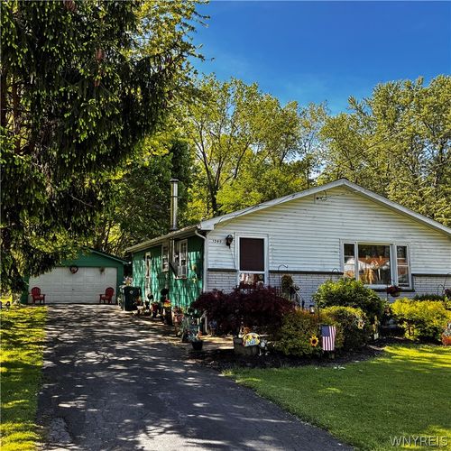 1349 Sisson Drive, North Tonawanda, NY, 14120 | Card Image