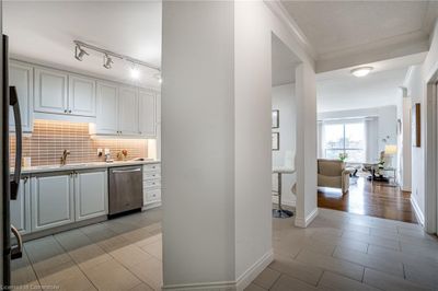 501 - 1000 Creekside Dr, House attached with 2 bedrooms, 2 bathrooms and 1 parking in Dundas ON | Image 3