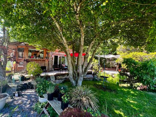 283 Cochrane Rd, Gibsons, BC, V0N1V8 | Card Image