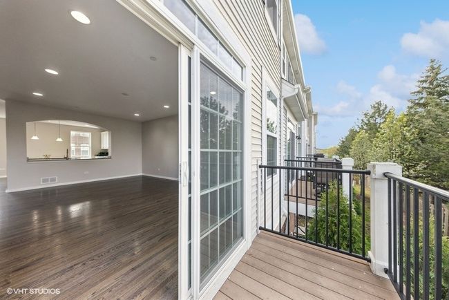 813 Paisley Ct, Townhouse with 3 bedrooms, 3 bathrooms and 2 parking in Naperville IL | Image 5