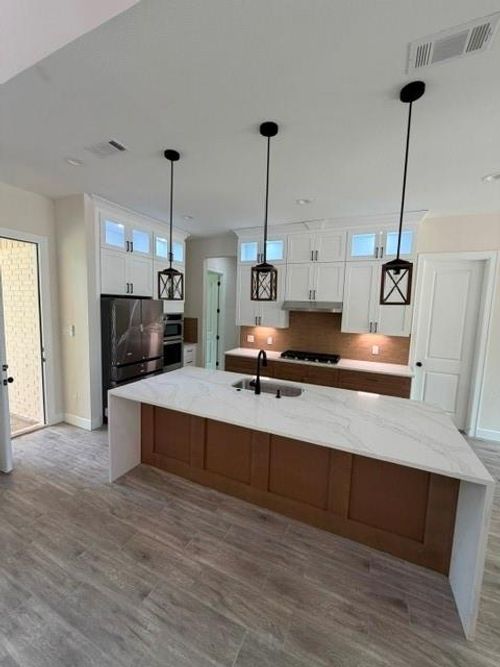 114 Magnolia Bnd, Roman Forest, TX, 77357 | Card Image