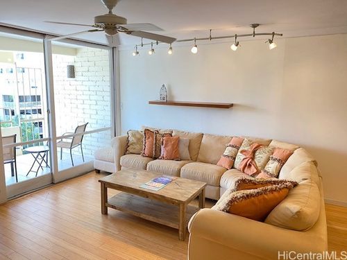 apt-501-225 Kaiulani Ave, Honolulu, HI, 96815-3028 | Card Image