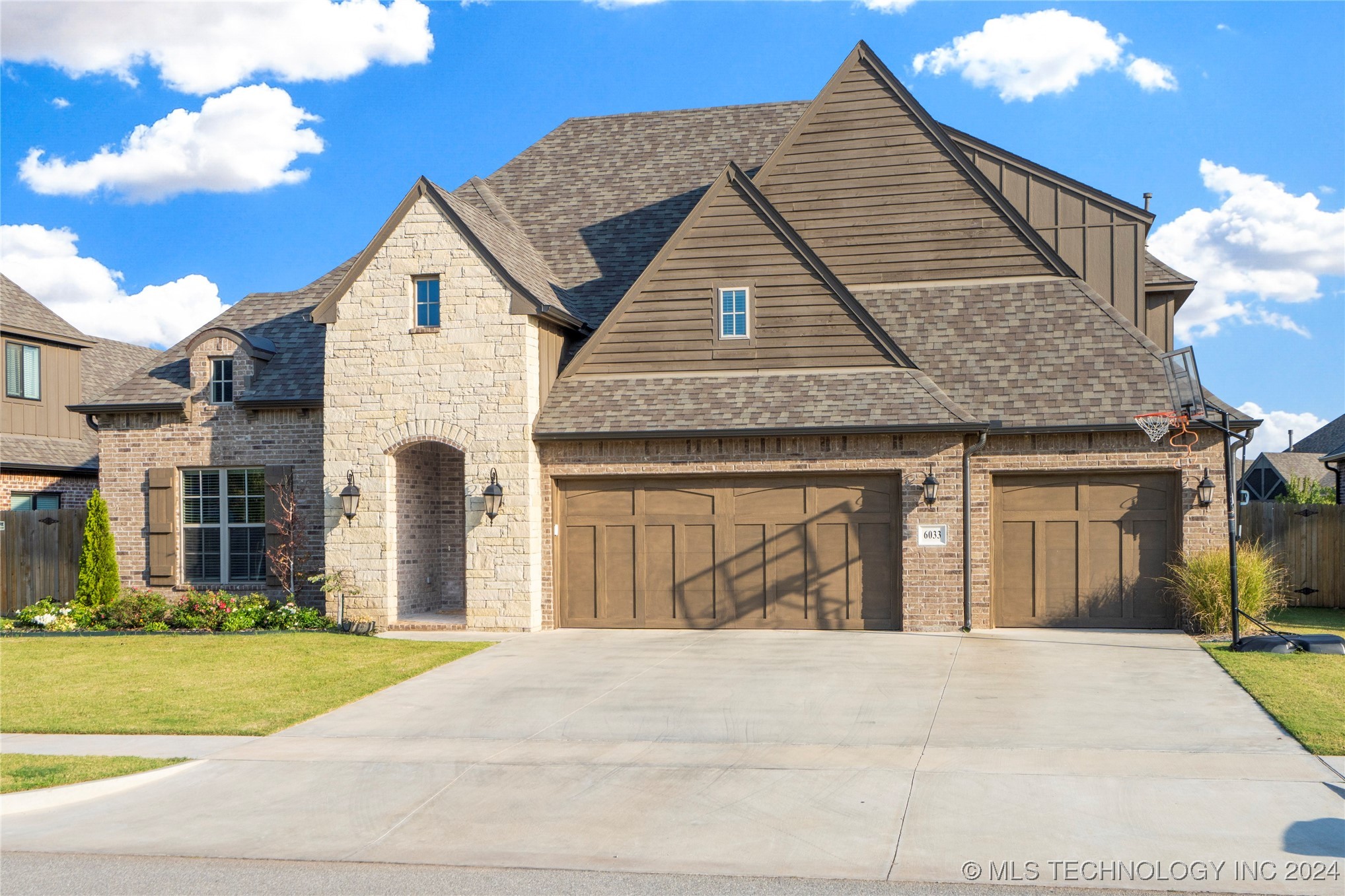 127th Pl, Bixby, OK 74008