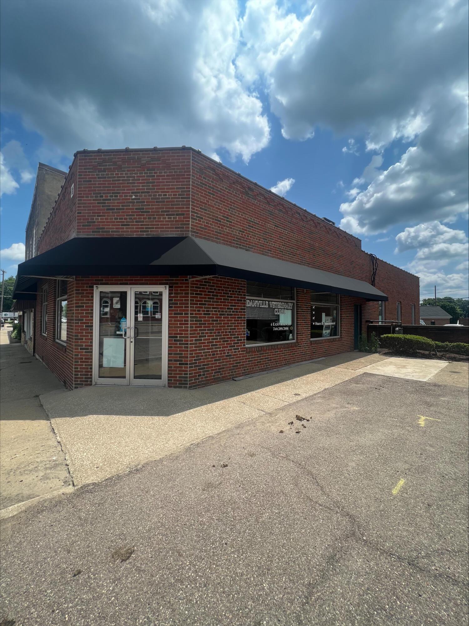 4 E Main St, Danville, OH 43014