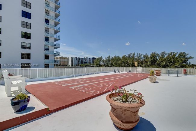 APT-604 - 1505 N Riverside Dr, Condo with 2 bedrooms, 2 bathrooms and null parking in Pompano Beach FL | Image 44