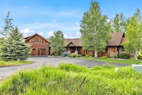 7055 Nash Rd, Bozeman, MT, 59715-9500 | Card Image