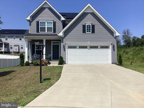 484 Bridgepoint Dr, FREDERICKSBURG, VA, 22405-1294 | Card Image