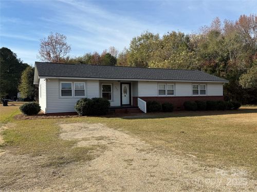 305 Tec Rd, Cheraw, SC, 29520-7614 | Card Image