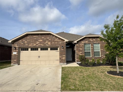 2511 Allview Ln, Glenn Heights, TX, 75154-8949 | Card Image