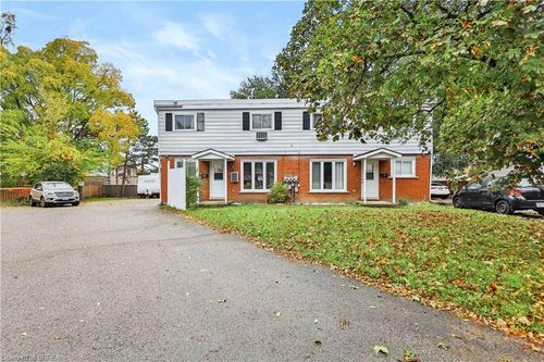 23 Brenda Crt, Brantford, ON, N3R2L8 | Card Image