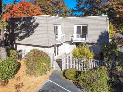 C - 6 Caddy Rock Road, Condo with 2 bedrooms, 2 bathrooms and 2 parking in North Kingstown RI | Image 1