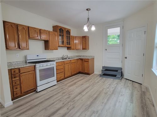 1110 5th Ave, Coraopolis, PA, 15108-1842 | Card Image