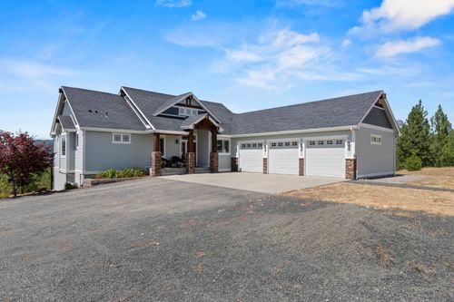 8907 Wild Hare Ln, Mica, WA, 99023-6039 | Card Image