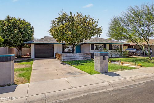 5208 N 11th Ave, Phoenix, AZ, 85013-1923 | Card Image