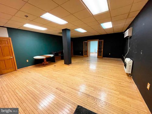 303 S Centre St, POTTSVILLE, PA, 17901-3600 | Card Image