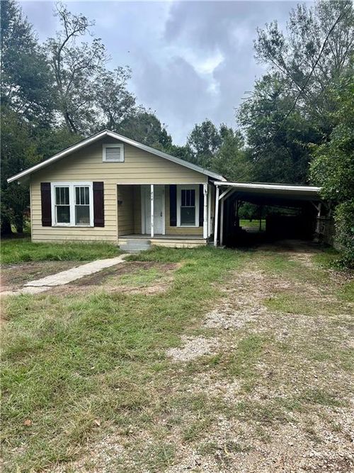 616 Wilmuth St, Bogalusa, LA, 70427-2433 | Card Image
