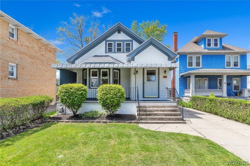 4 Hawthorne Ave, Tonawanda, NY, 14223-3014 | Card Image