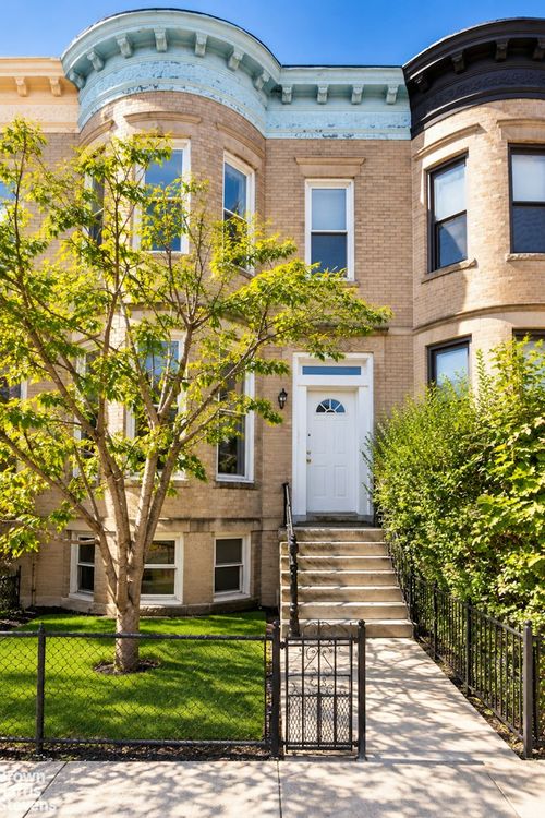 912 Brooklyn Ave, Brooklyn, NY, 11203-2802 | Card Image