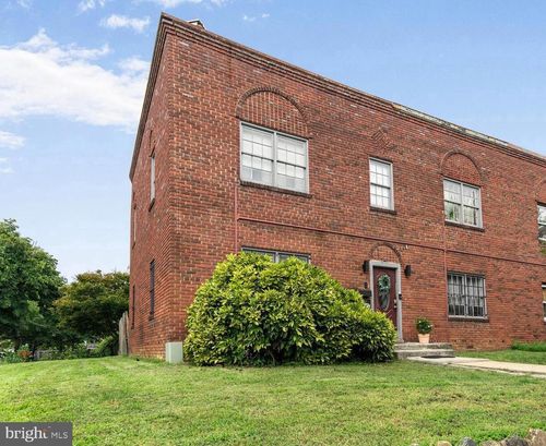 341 17th St Se, WASHINGTON, DC, 20003-2429 | Card Image