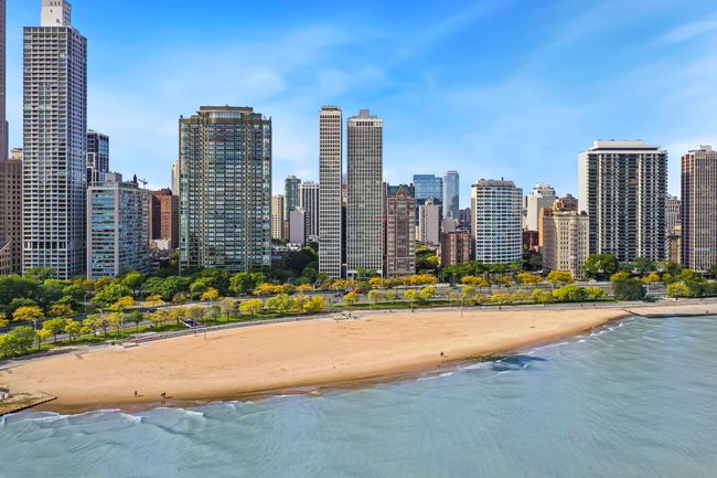 APT-17N - 1110 N Lake Shore Dr, Condo with 3 bedrooms, 3 bathrooms and 1 parking in CHICAGO IL | Image 34