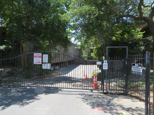 APT-272 - 2426 Larkspur Ln, Condo with 1 bedrooms, 1 bathrooms and null parking in Sacramento CA | Image 22