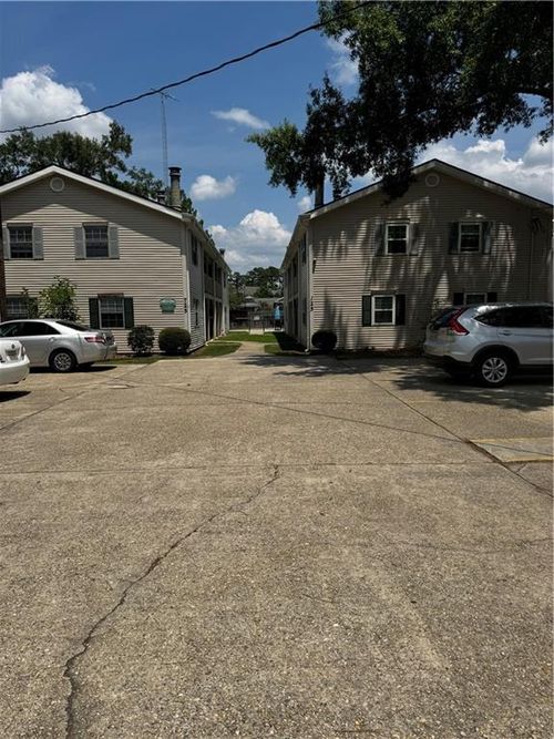apt-3-725 Heavens Dr, Mandeville, LA, 70471-6731 | Card Image