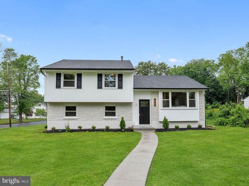2 Manor Ter, Mount Holly, NJ, 08060-1907 | Card Image