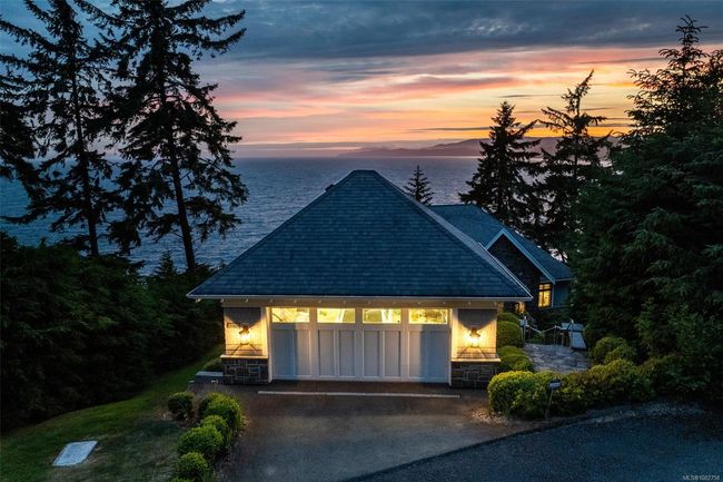 1050 Roxview Crt, House other with 4 bedrooms, 6 bathrooms and 3 parking in Sooke BC | Image 80