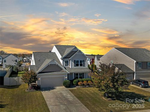 183 Water Ski Dr, Statesville, NC, 28677-8731 | Card Image