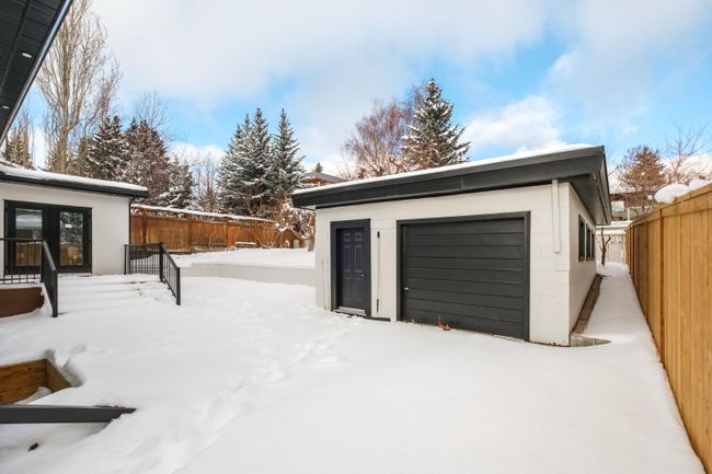 80 Clarendon Road Nw, Home with 5 bedrooms, 3 bathrooms and 4 parking in Calgary AB | Image 49