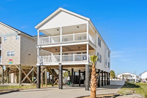 217 S Waccamaw Dr, Murrells Inlet, SC, 29576-8051 | Card Image