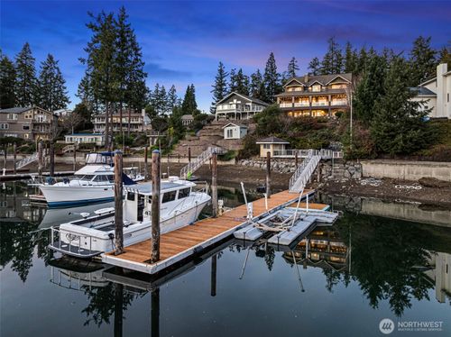 283 Shorewood Ct, Fox Island, WA, 98333-9725 | Card Image