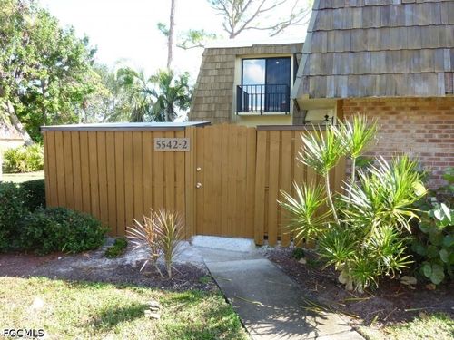 2-5542 Malt Dr, FORT MYERS, FL, 33907-4668 | Card Image