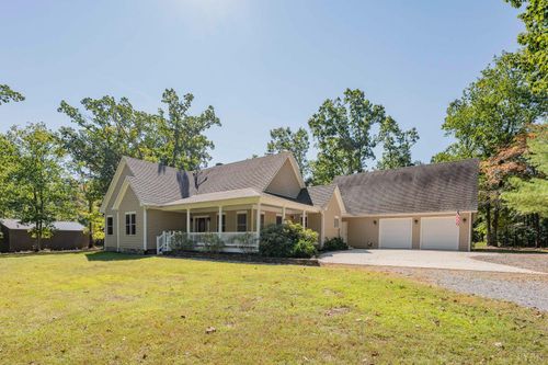 2815 Cobbs Mountain Rd, Bedford, VA, 24523-7057 | Card Image