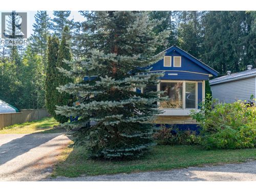 8-5235 Shaw Rd, Salmon Arm, BC, V1E4M3 | Card Image