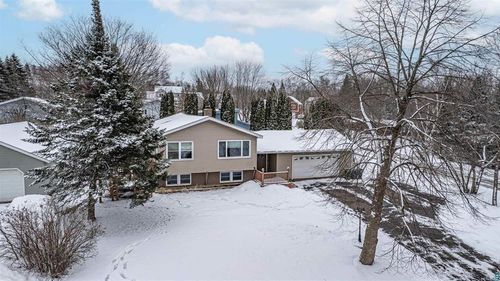 306 Blaine Ave, Cloquet, MN, 55720-1267 | Card Image