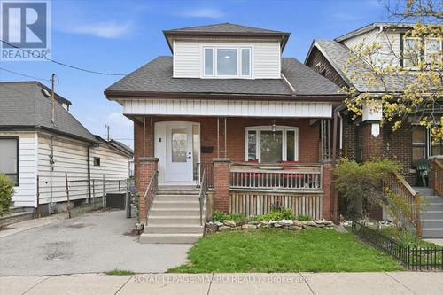 46 Mayflower Avenue, Hamilton (Crown Point), ON, L8L2K4 | Card Image