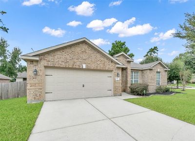 971 Gowan Drive, House other with 4 bedrooms, 2 bathrooms and null parking in Conroe TX | Image 2