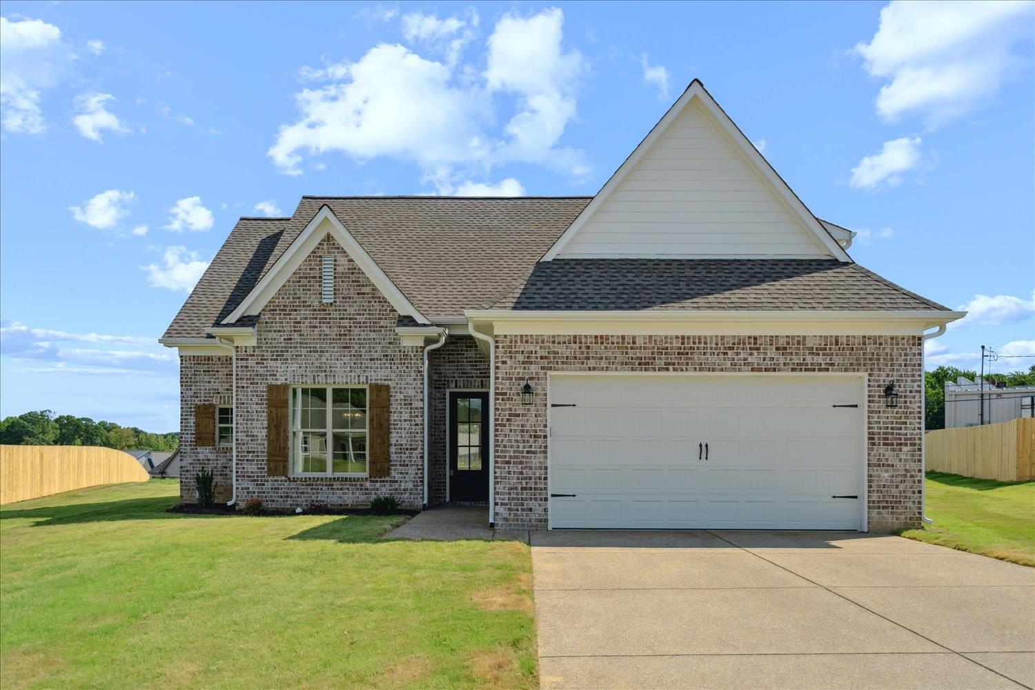 Hearst Cv, Munford, TN 38058