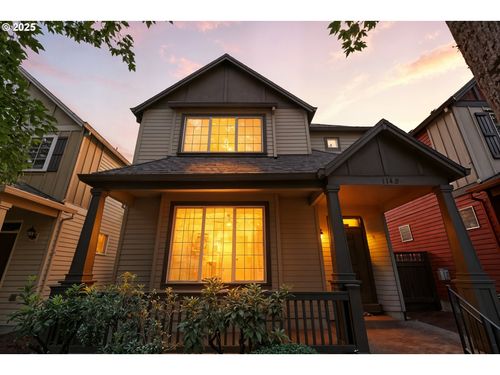 1143 Se Bianca St, Hillsboro, OR, 97123-5197 | Card Image
