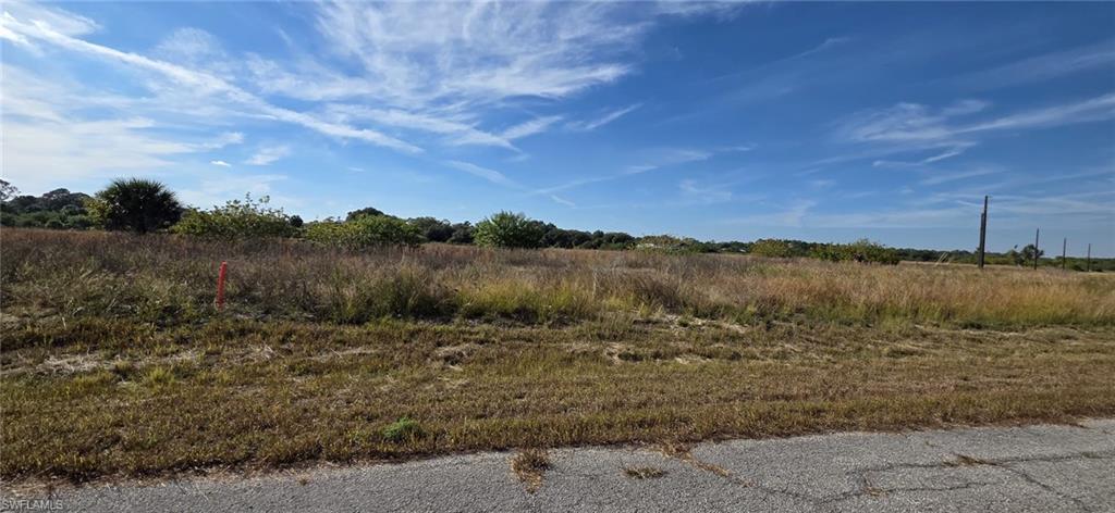 Land in LABELLE 3