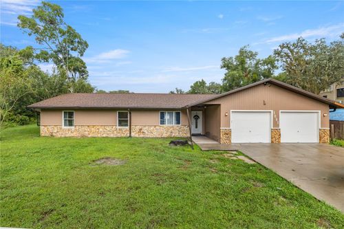1081 Se 170th Ave, SILVER SPRINGS, FL, 34488-5532 | Card Image