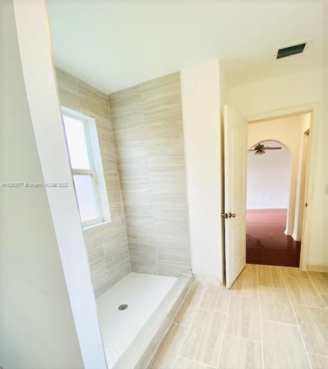 4611 Sw 152 Nd Ter, House other with 4 bedrooms, 3 bathrooms and null parking in Miramar FL | Image 28