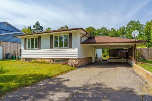 17 Andrea Dr, Bracebridge, ON, P1L1C5 | Card Image