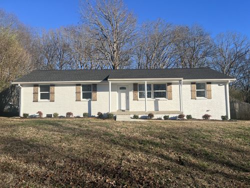 1029 Granada Rd, Ashland City, TN, 37015-4718 | Card Image